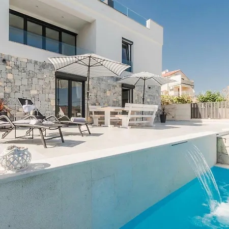 Villa Sun & Sea With A View Kornić