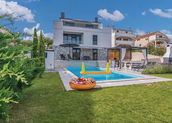 Sun & Sea With A View Βίλα